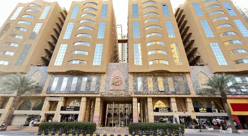 Deluxe November Umrah