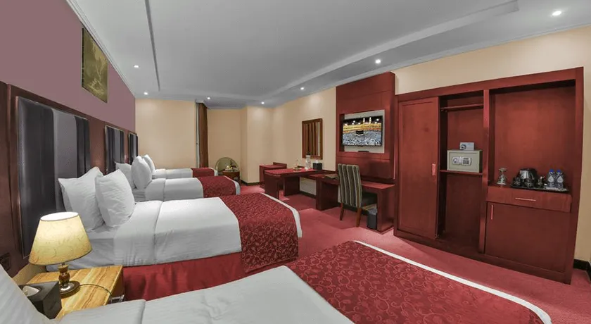 Gold Easter Umrah Package